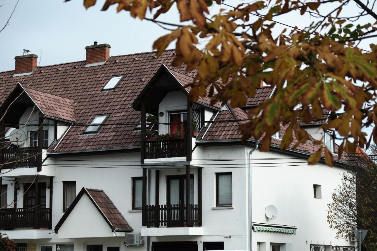Arany Sziget Apartman Шиофок Экстерьер фото
